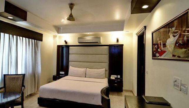 Hotel Meridian Plaza New Delhi Extérieur photo